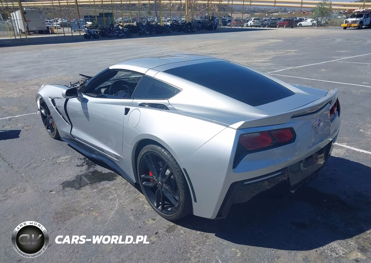 2016 Chevrolet Corvette Stingray VIN:1G1YB2D73G5112412 - 3