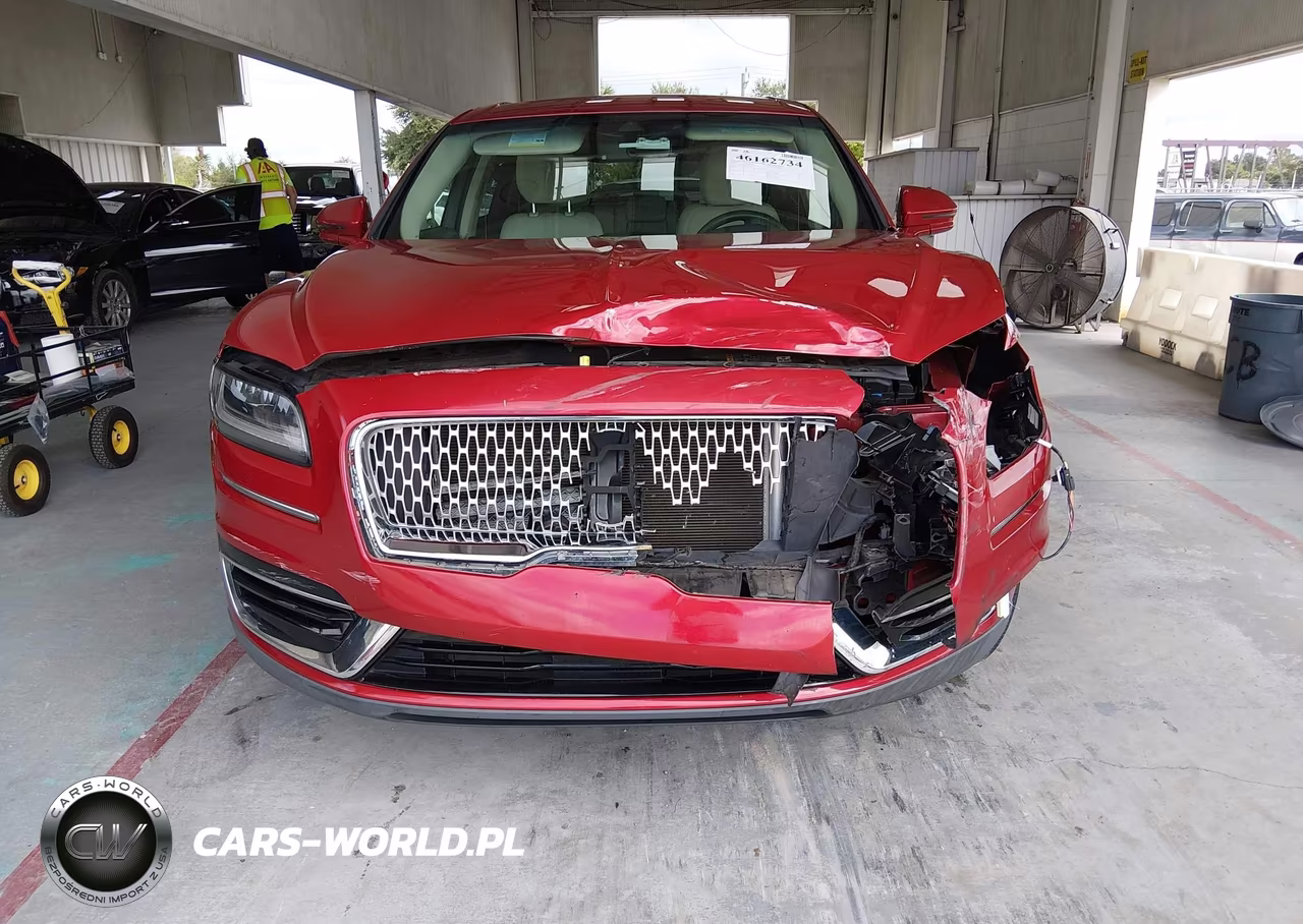 2020 Lincoln Nautilus Standard VIN:2LMPJ6J9XLBL01695 - 12
