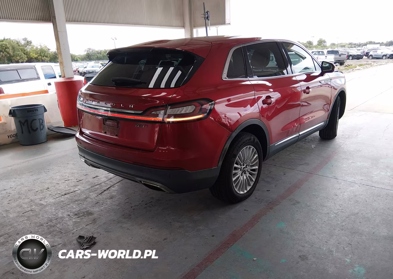 2020 Lincoln Nautilus Standard VIN:2LMPJ6J9XLBL01695 - 4