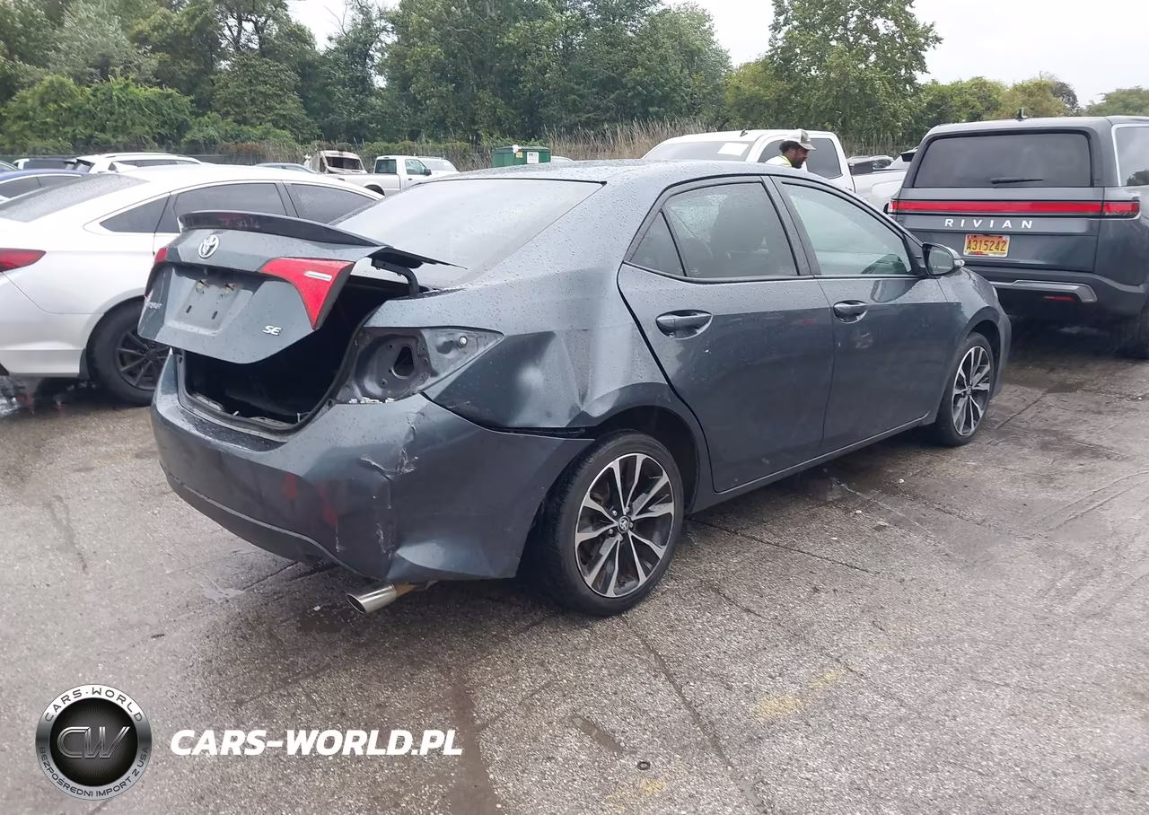 2017 Toyota Corolla Se VIN:2T1BURHE4HC872605 - 4
