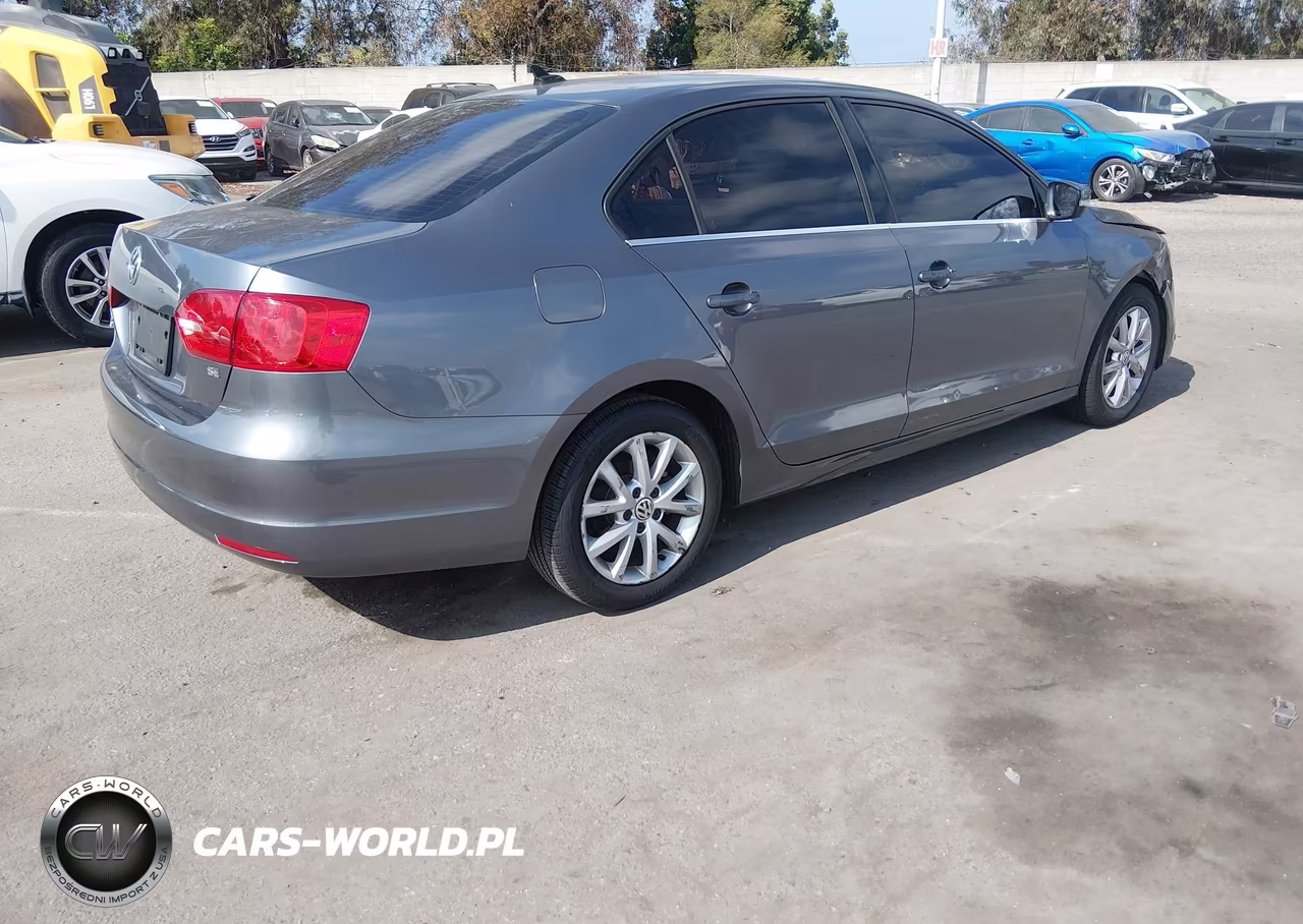 2014 Volkswagen Jetta 1.8T Se VIN:3VWD17AJ2EM445582 - 4