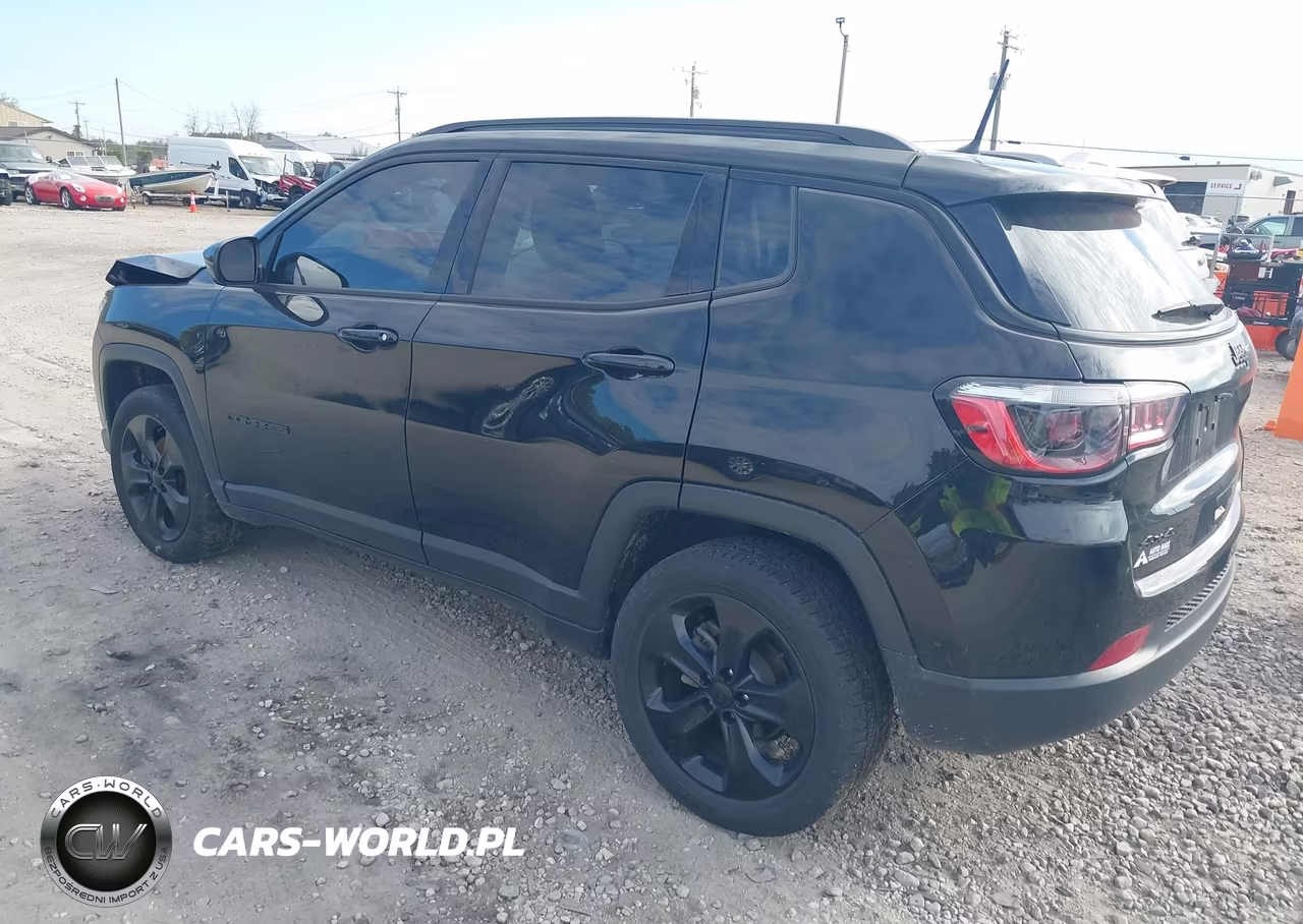 2018 Jeep Compass Altitude 4X4 VIN:3C4NJDBB2JT320613 - 3