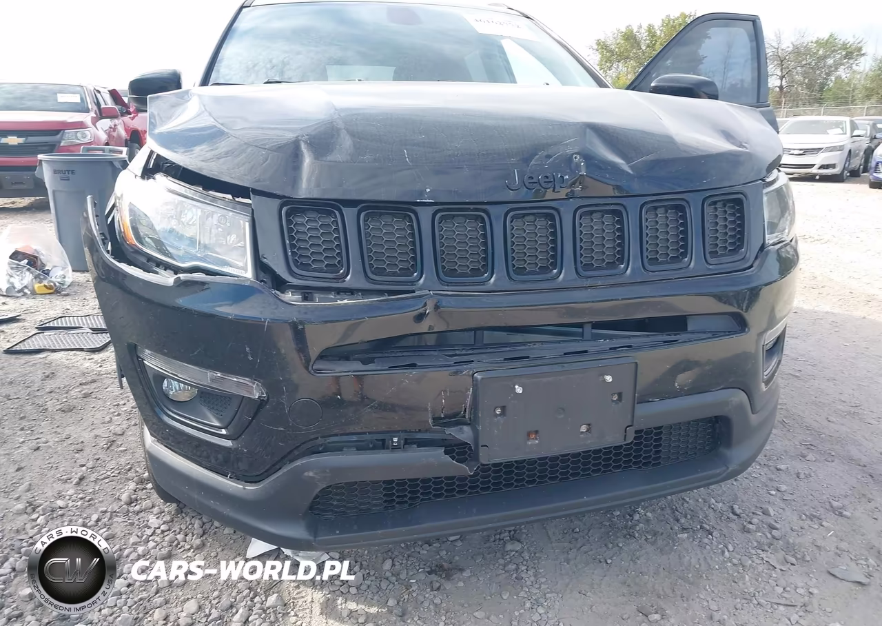 2018 Jeep Compass Altitude 4X4 VIN:3C4NJDBB2JT320613 - 6