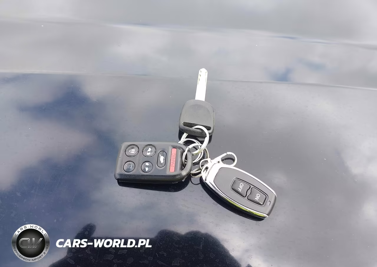2006 Honda Odyssey Touring VIN:5FNRL388X6B120151 - 11