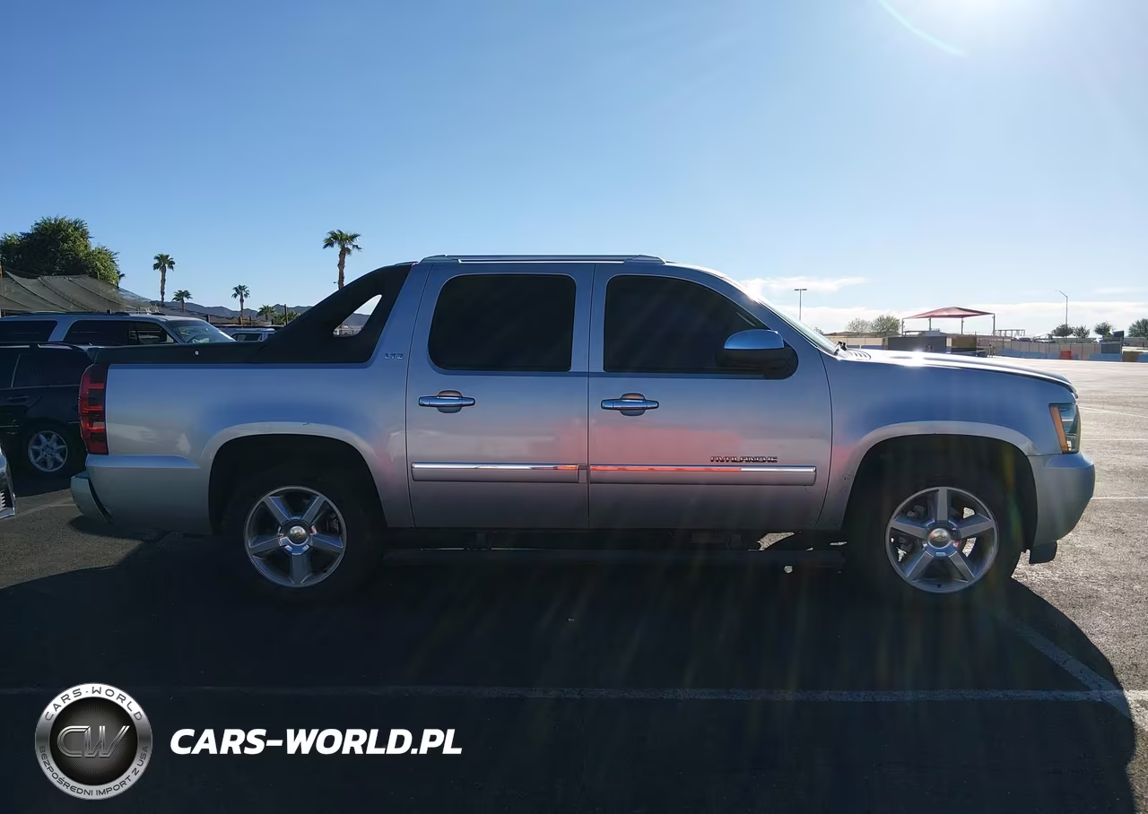 2010 Chevrolet Avalanche 1500 Ltz VIN:3GNNCGE06AG115432 - 13
