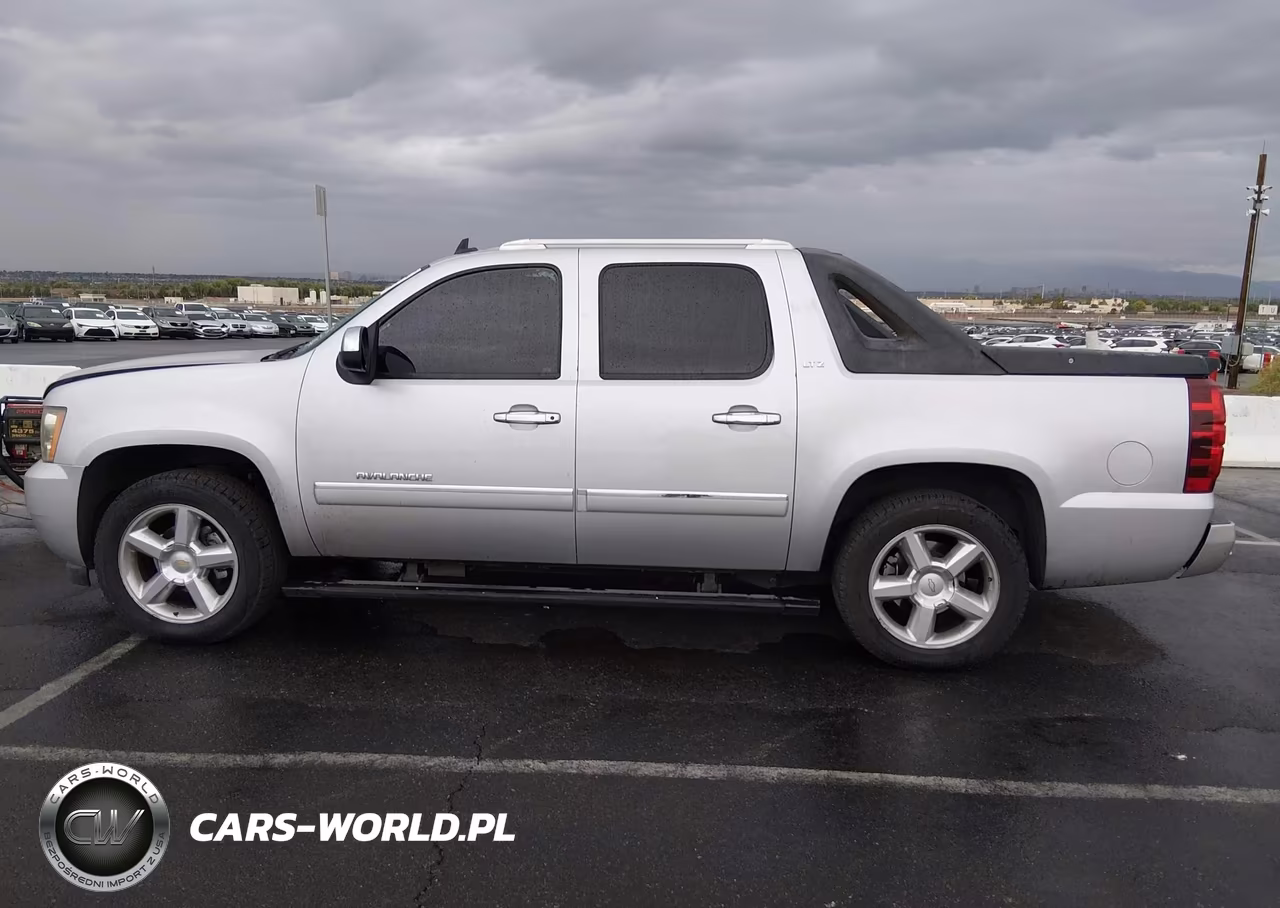 2010 Chevrolet Avalanche 1500 Ltz VIN:3GNNCGE06AG115432 - 14