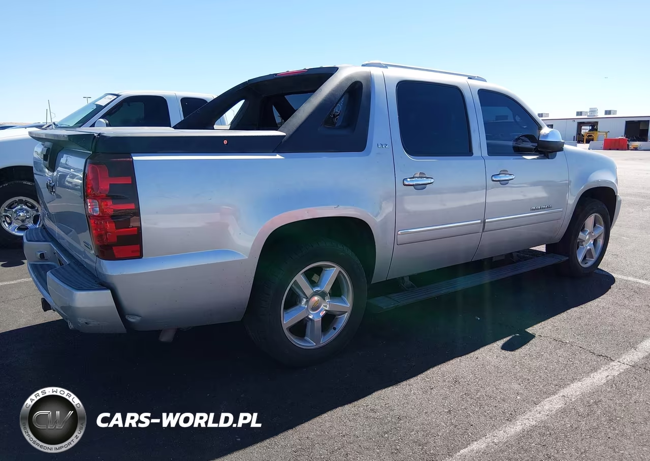 2010 Chevrolet Avalanche 1500 Ltz VIN:3GNNCGE06AG115432 - 4