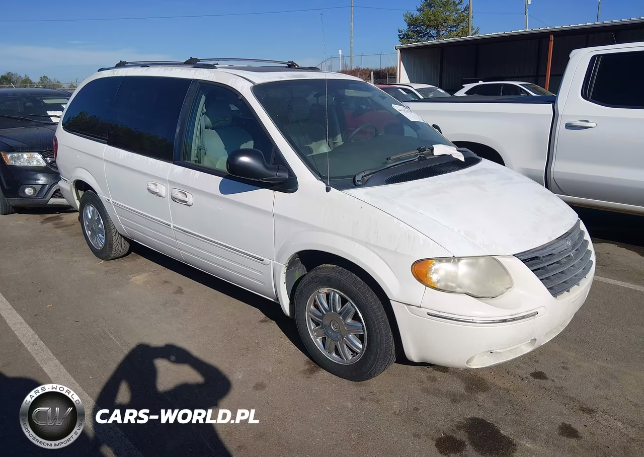 2005 Chrysler Town & Country Limited