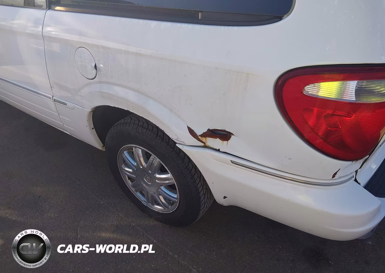 2005 Chrysler Town & Country Limited VIN:2C4GP64LX5R136893 - 6