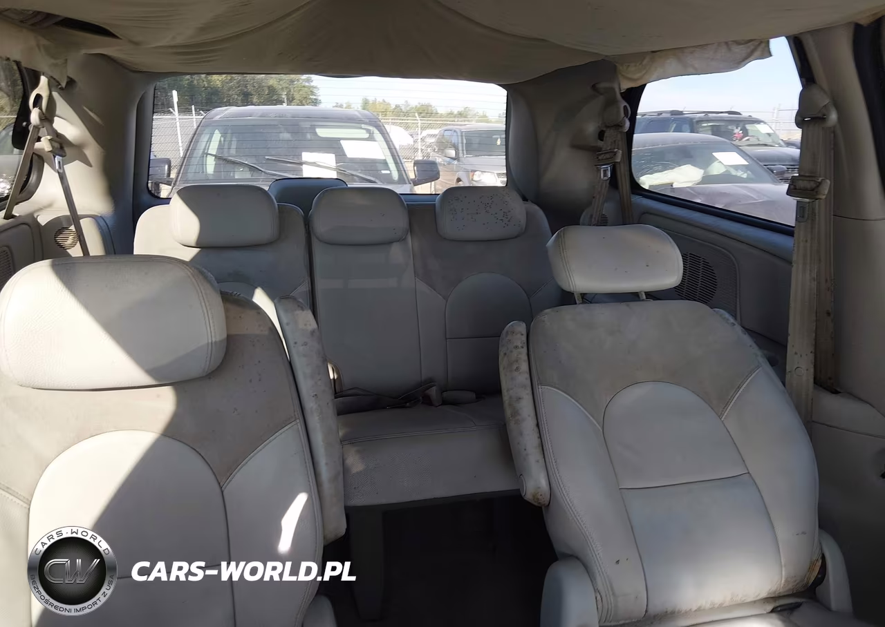 2005 Chrysler Town & Country Limited VIN:2C4GP64LX5R136893 - 8