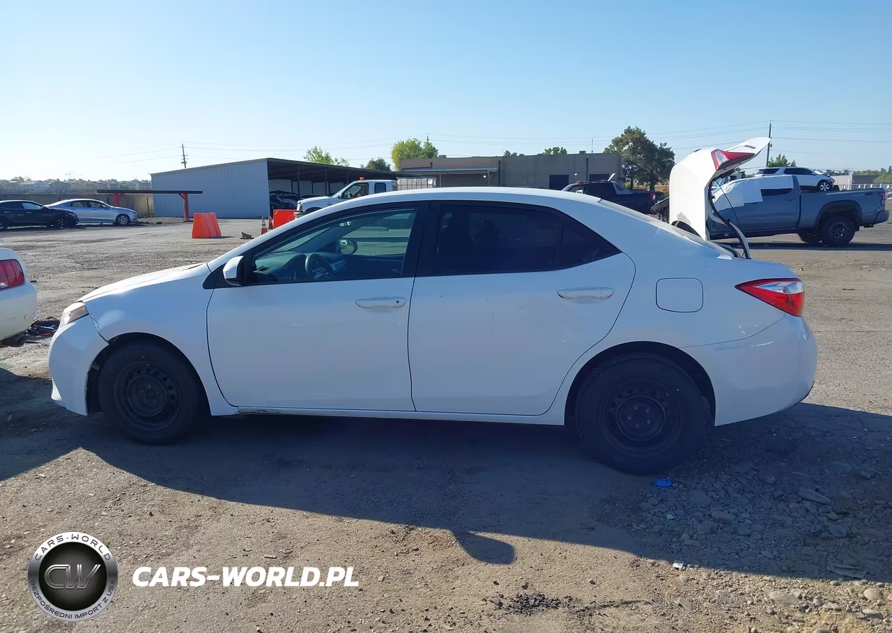 2016 Toyota Corolla L VIN:5YFBURHE8GP388709 - 14