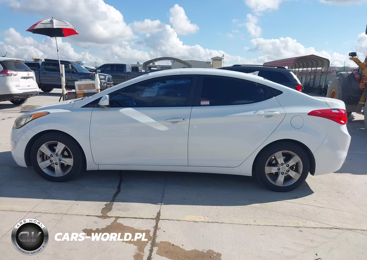 2013 Hyundai Elantra Gls VIN:5NPDH4AE5DH264934 - 14