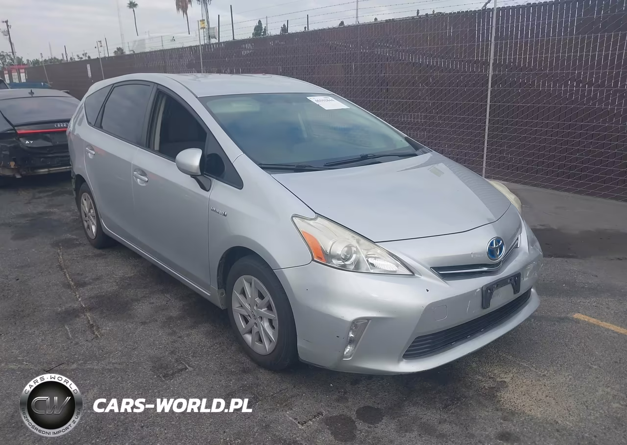 2014 Toyota Prius V Three