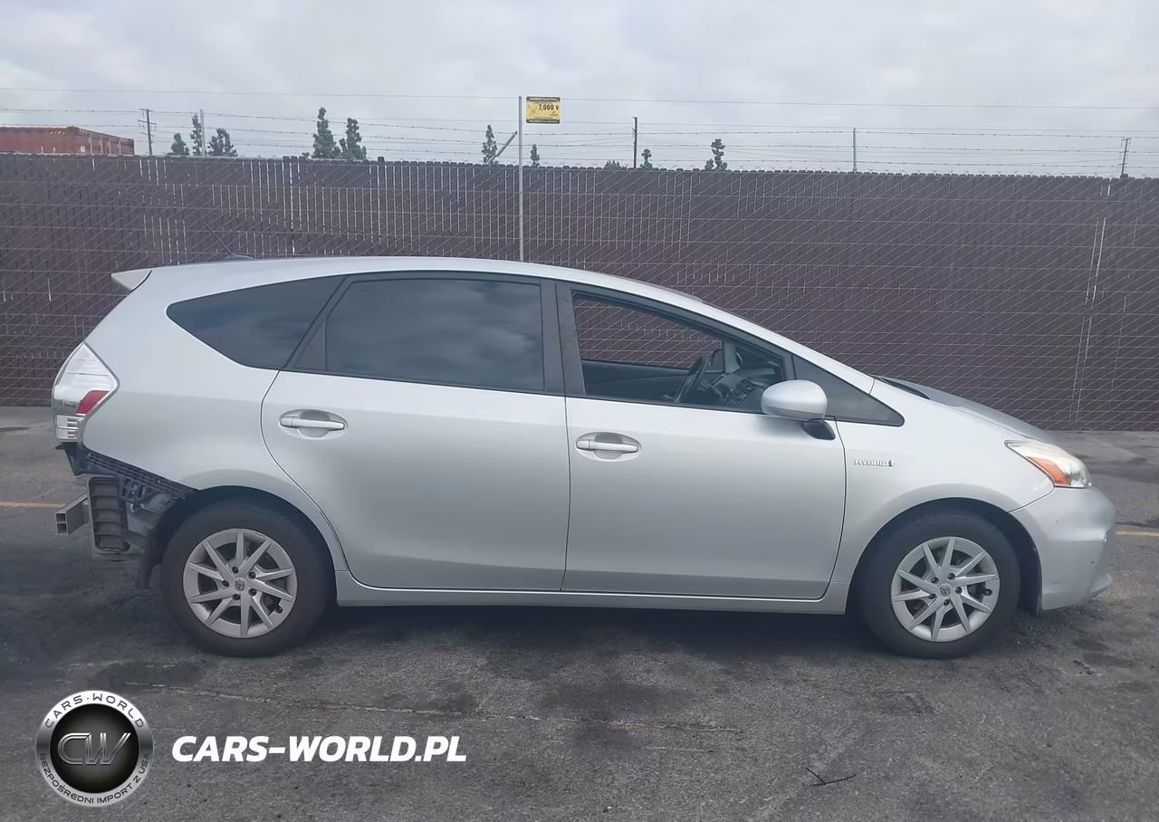 2014 Toyota Prius V Three VIN:JTDZN3EU5EJ004942 - 13