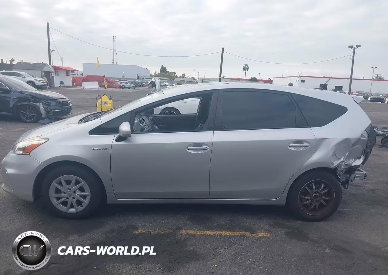 2014 Toyota Prius V Three VIN:JTDZN3EU5EJ004942 - 14