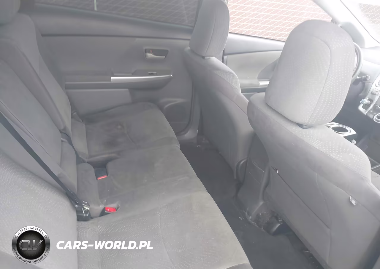 2014 Toyota Prius V Three VIN:JTDZN3EU5EJ004942 - 8