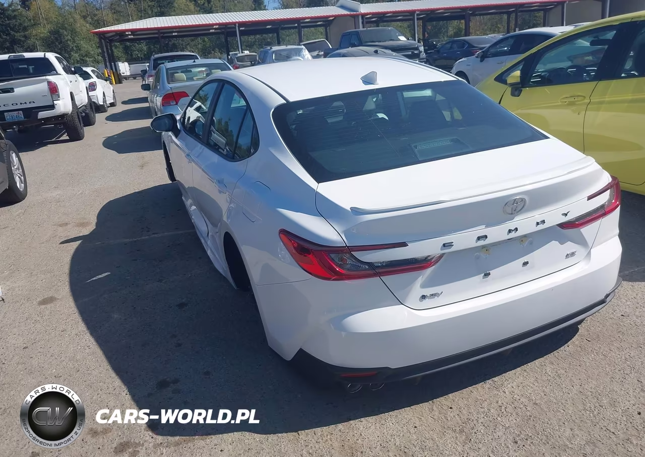 2026 Toyota Camry Se VIN:4T1DAACK3TU757002 - 3