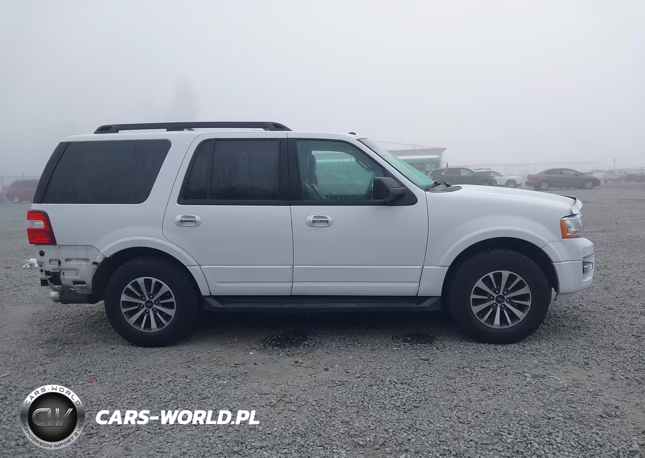 2017 Ford Expedition Xlt VIN:1FMJU1JT8HEA84490 - 14
