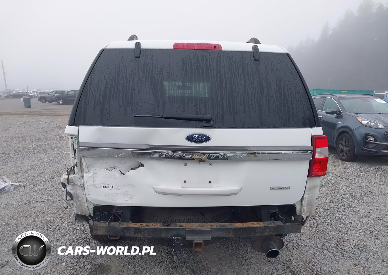 2017 Ford Expedition Xlt VIN:1FMJU1JT8HEA84490 - 17