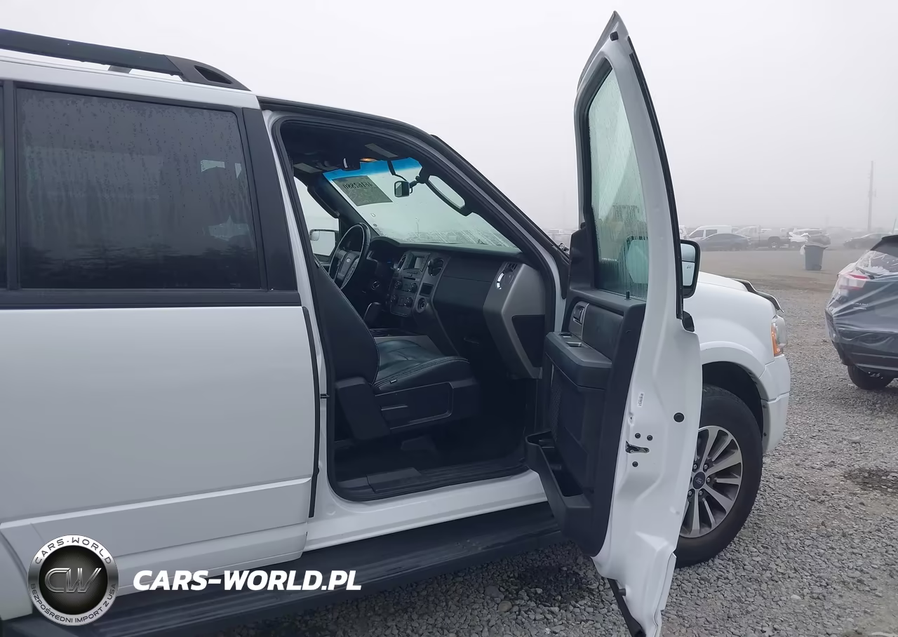 2017 Ford Expedition Xlt VIN:1FMJU1JT8HEA84490 - 5