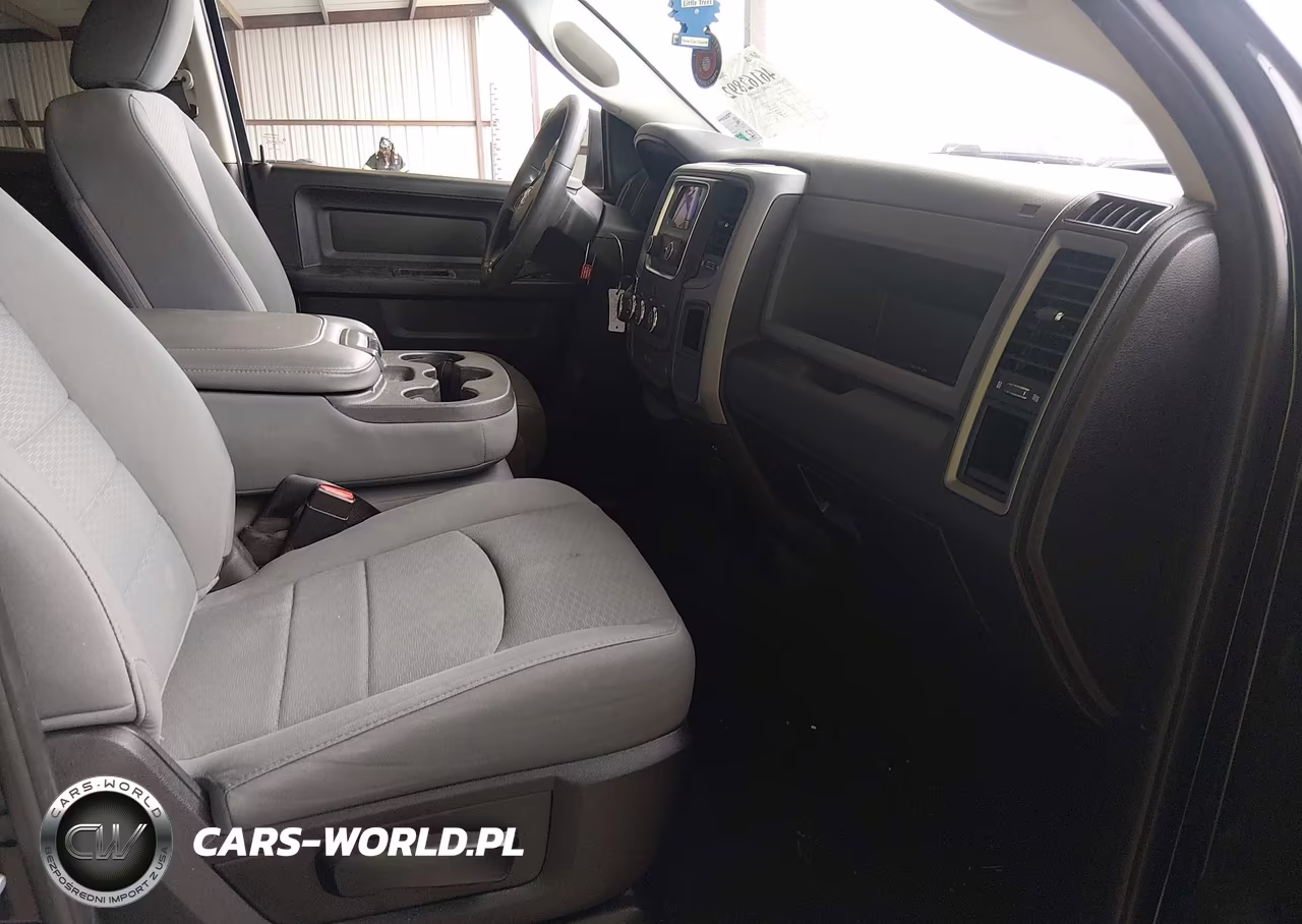 2019 Ram 1500 Classic Tradesman 4X2 6'4 Box VIN:1C6RR6FG3KS730844 - 5