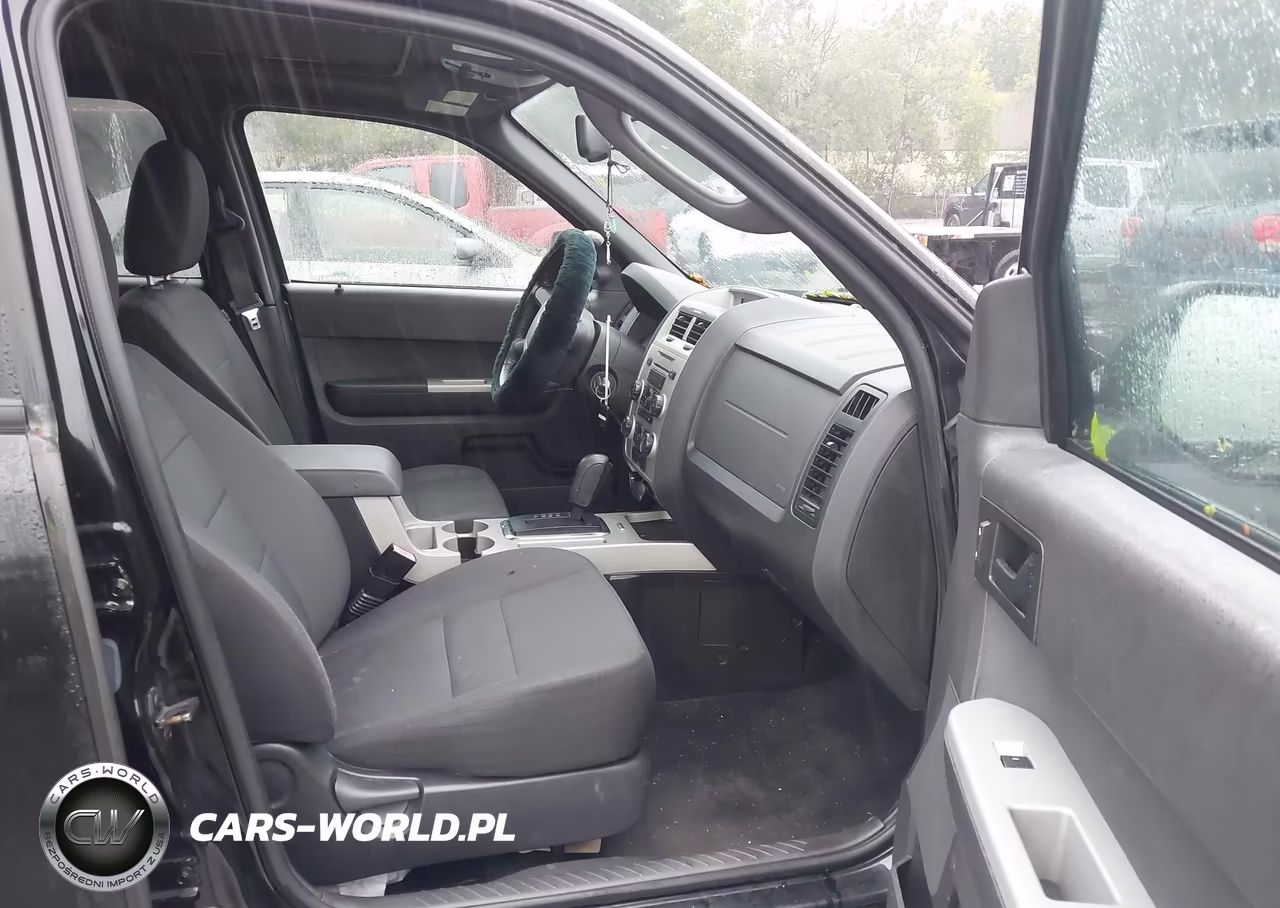 2011 Ford Escape Xlt VIN:1FMCU9D78BKB17874 - 5