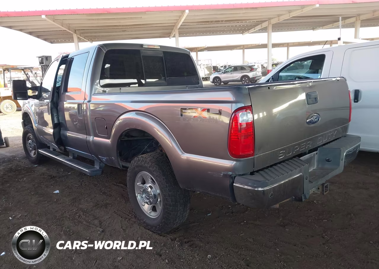 2011 Ford F-250 Xlt VIN:1FT7W2BT7BEC63043 - 3