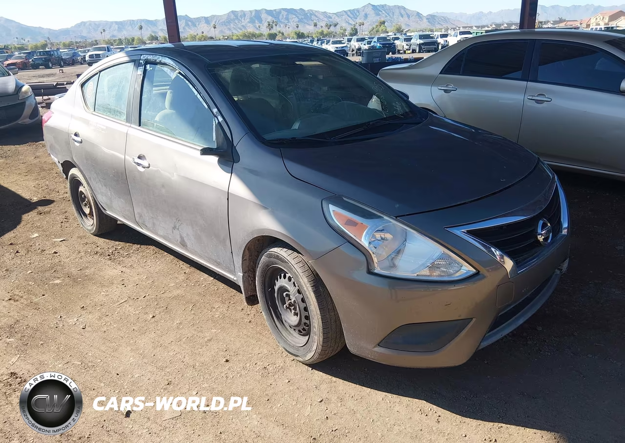 2016 Nissan Versa 1.6 Sv
