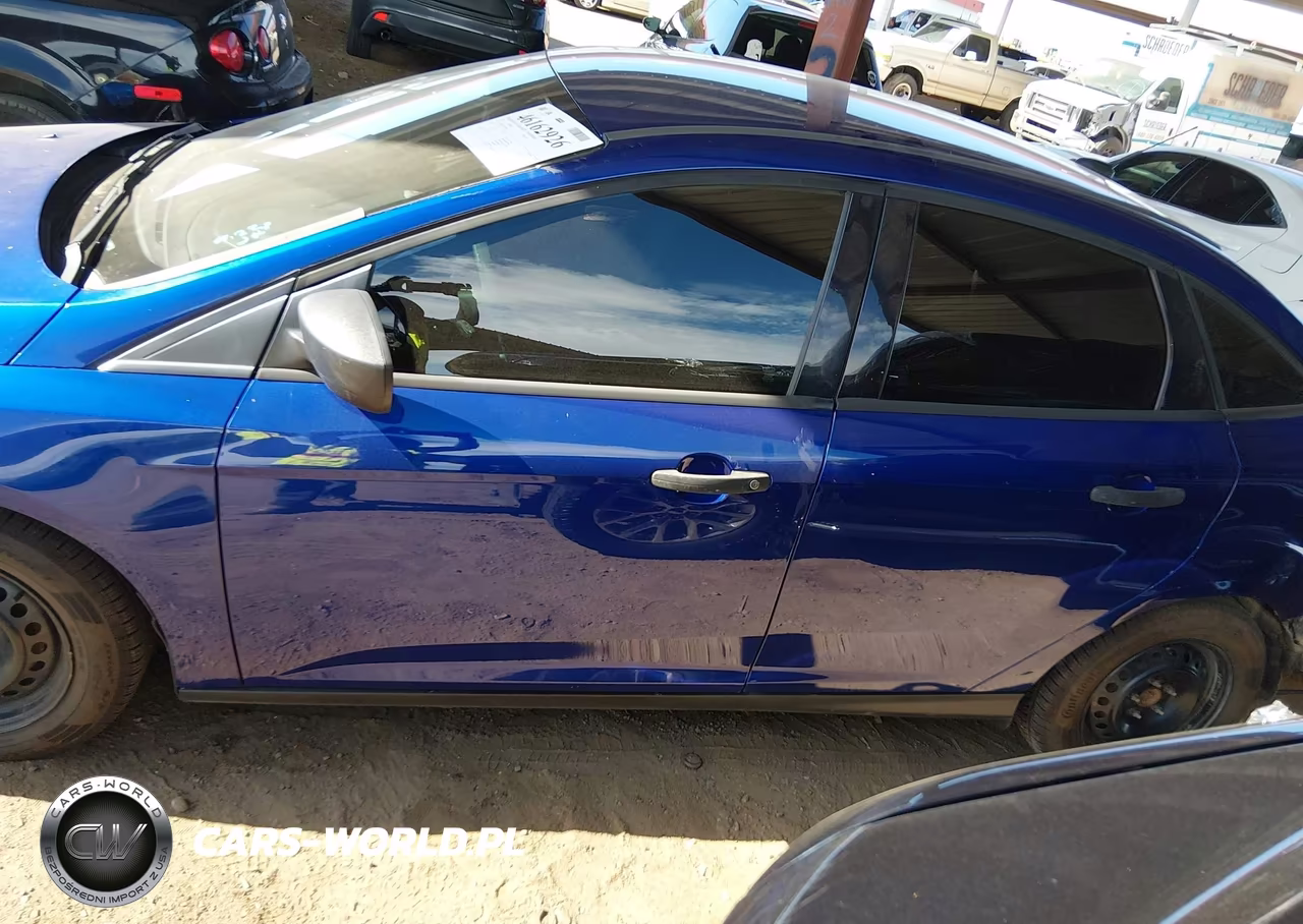 2012 Ford Focus S VIN:1FAHP3E29CL309601 - 15