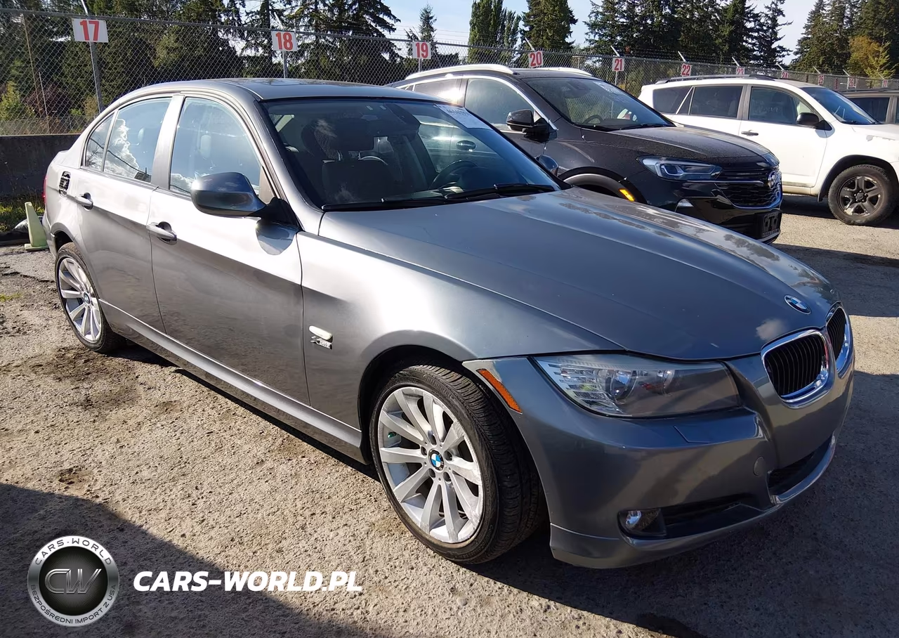2011 BMW 328I xDrive – zdjęcie 1 z 16