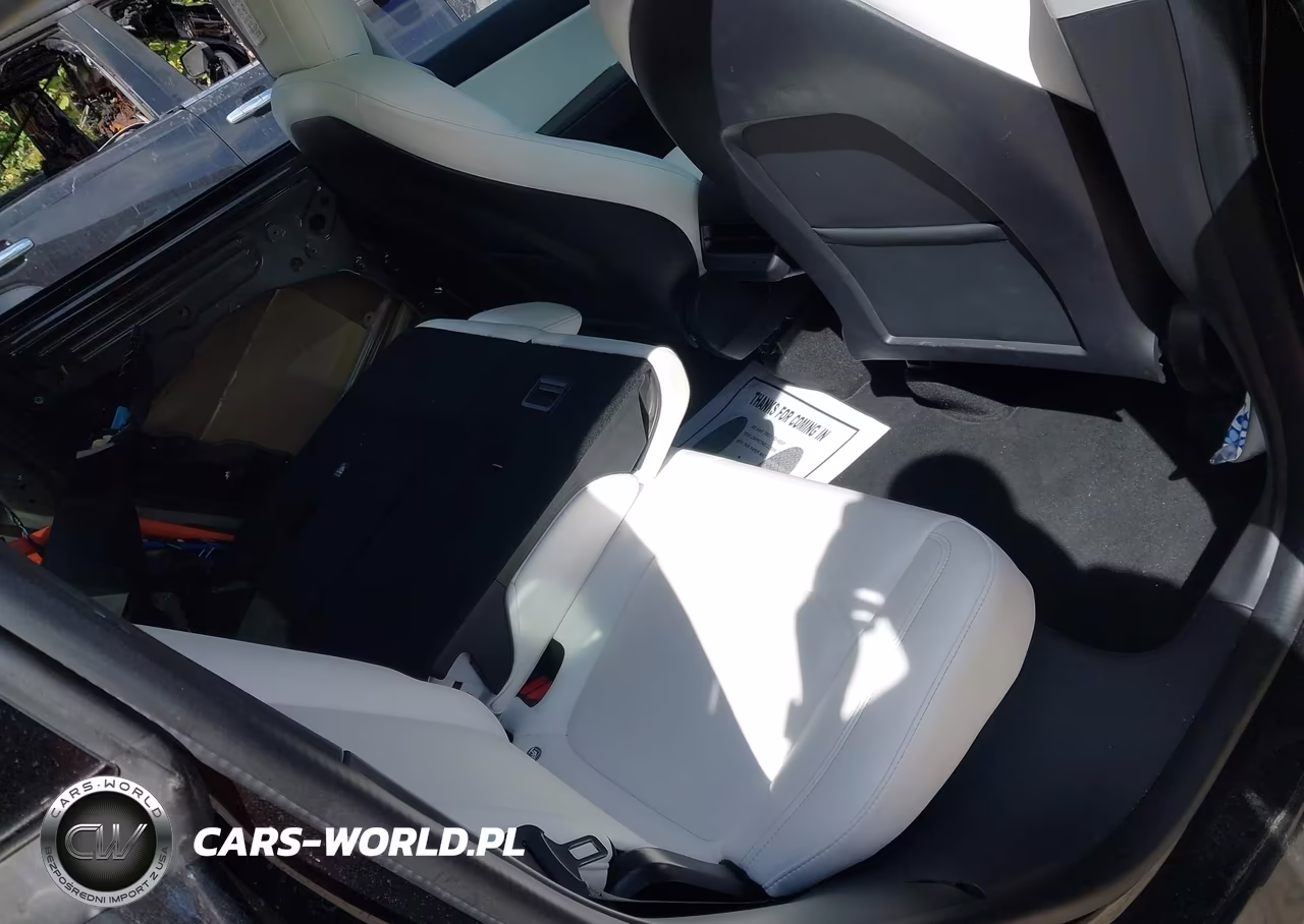 2021 Tesla Model Y Performance Dual Motor All-Wheel Drive VIN:5YJYGDEF6MF098252 - 8