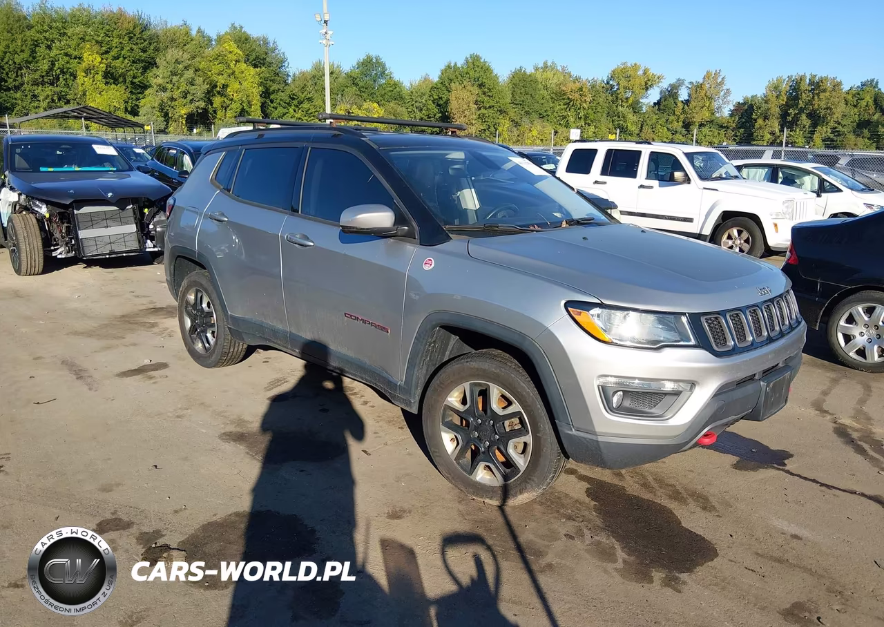 2018 Jeep Compass Trailhawk 4X4 VIN:3C4NJDDB5JT413042 - 1