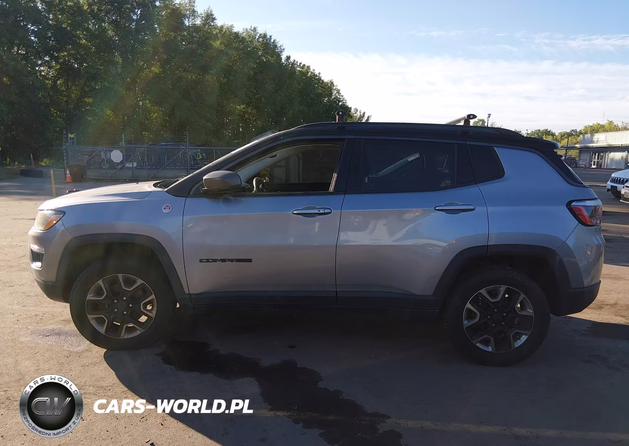 2018 Jeep Compass Trailhawk 4X4 VIN:3C4NJDDB5JT413042 - 14