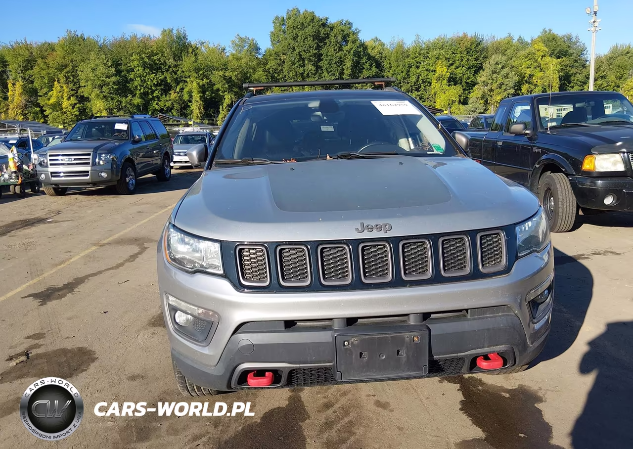 2018 Jeep Compass Trailhawk 4X4 VIN:3C4NJDDB5JT413042 - 6