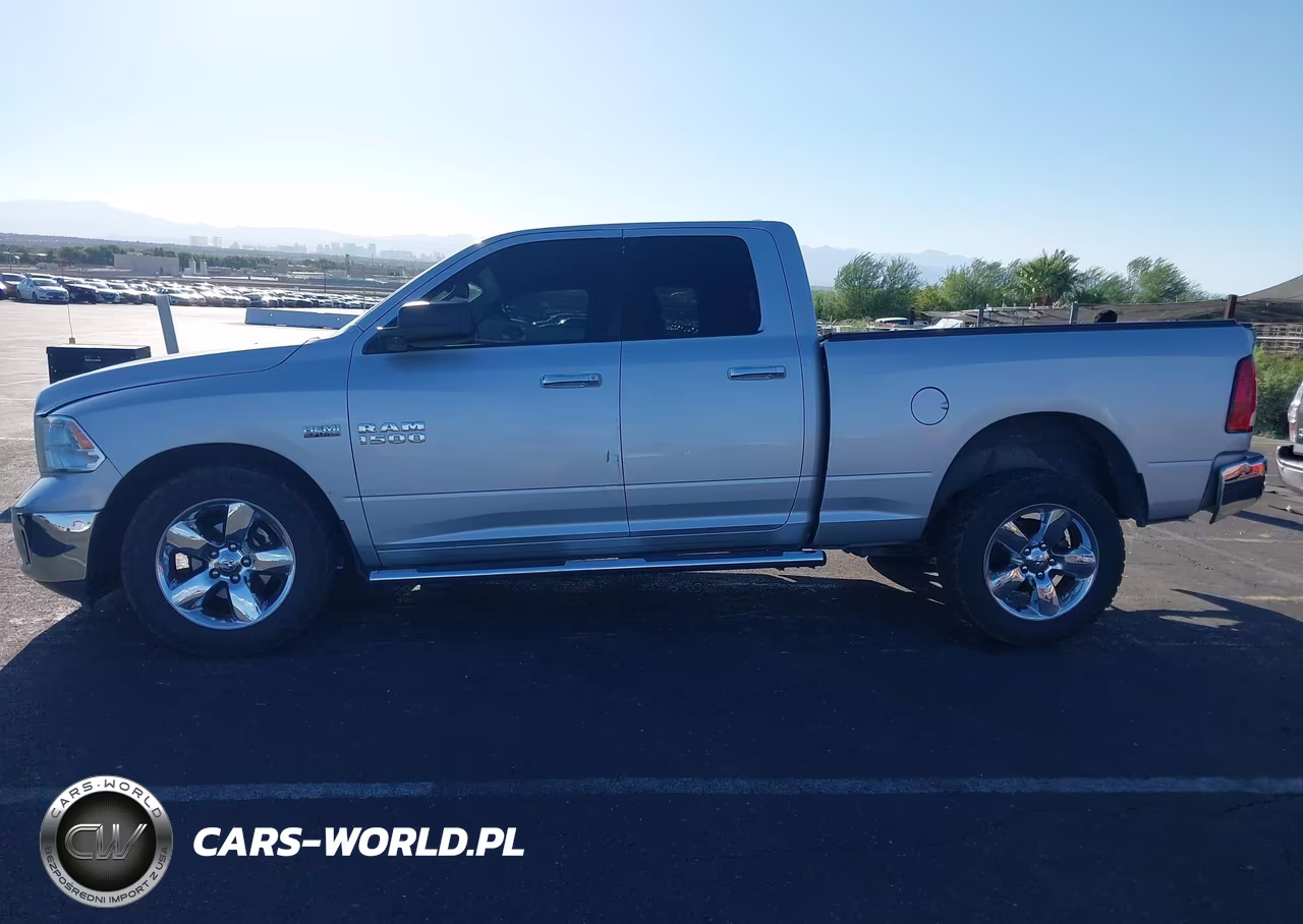 2015 Ram 1500 Big Horn VIN:1C6RR6GT5FS702903 - 15