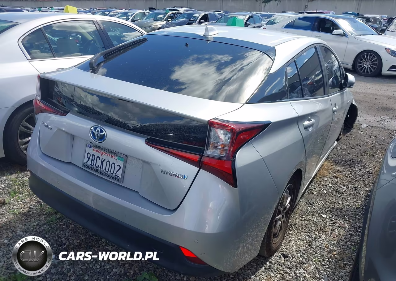 2022 Toyota Prius Le VIN:JTDKAMFU0N3170419 - 4