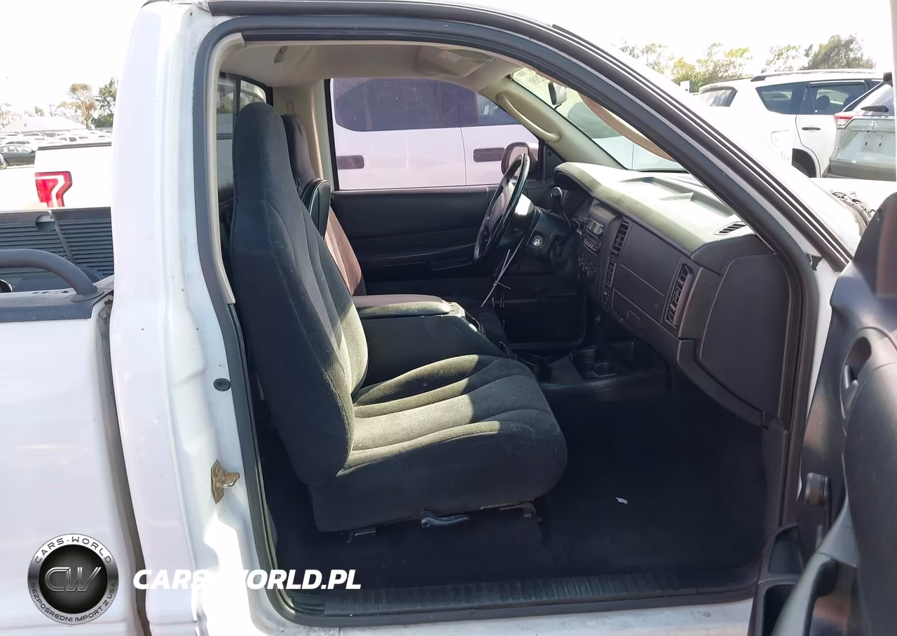 2003 Dodge Dakota VIN:1D7FL16X43S296960 - 5