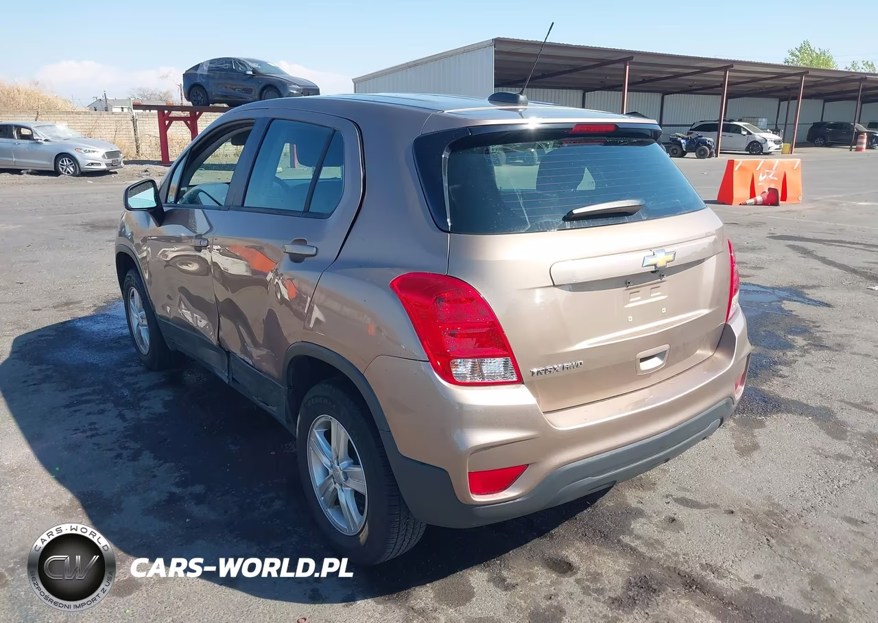 2018 Chevrolet Trax Ls VIN:3GNCJNSB5JL352721 - 3