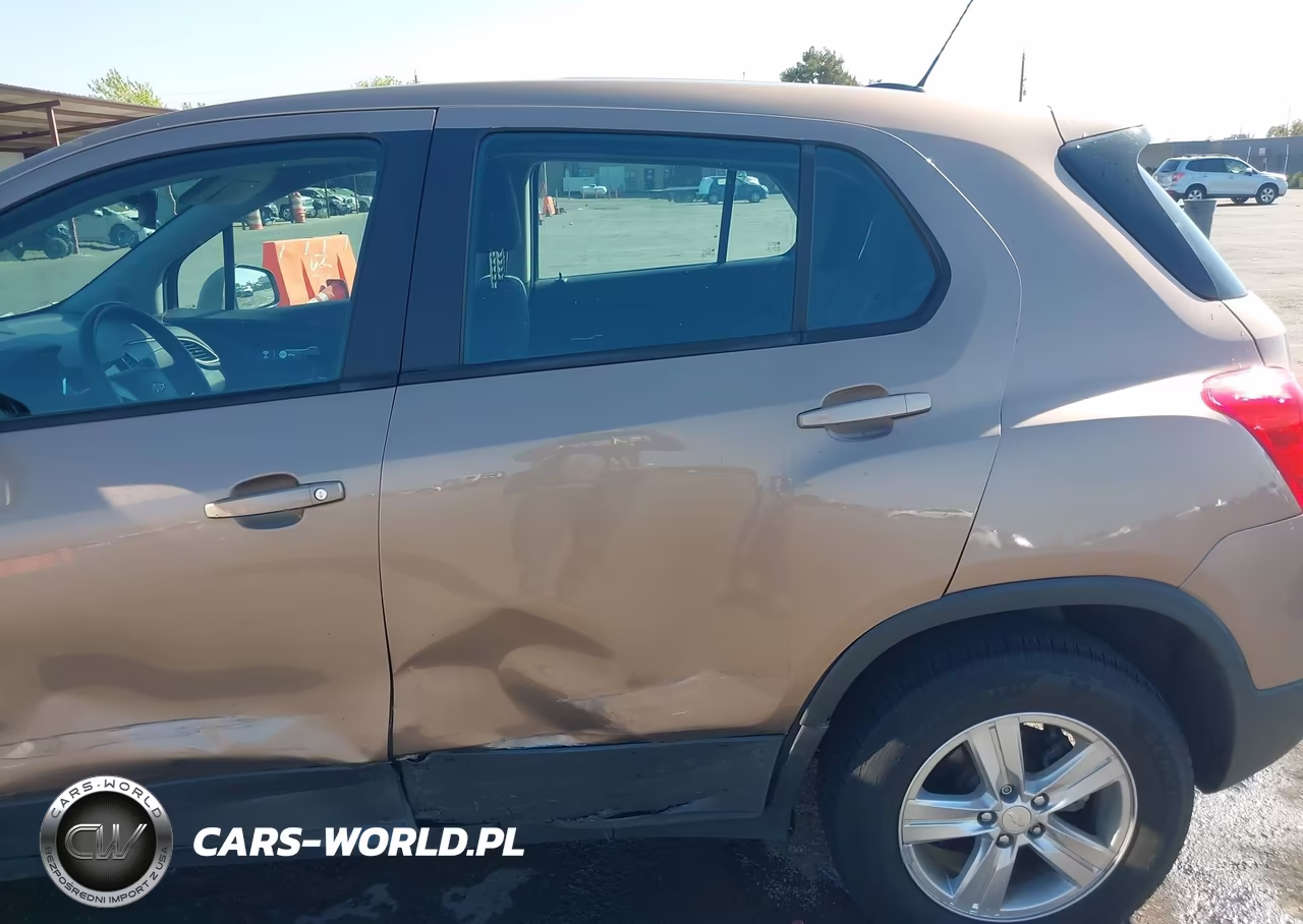 2018 Chevrolet Trax Ls VIN:3GNCJNSB5JL352721 - 6