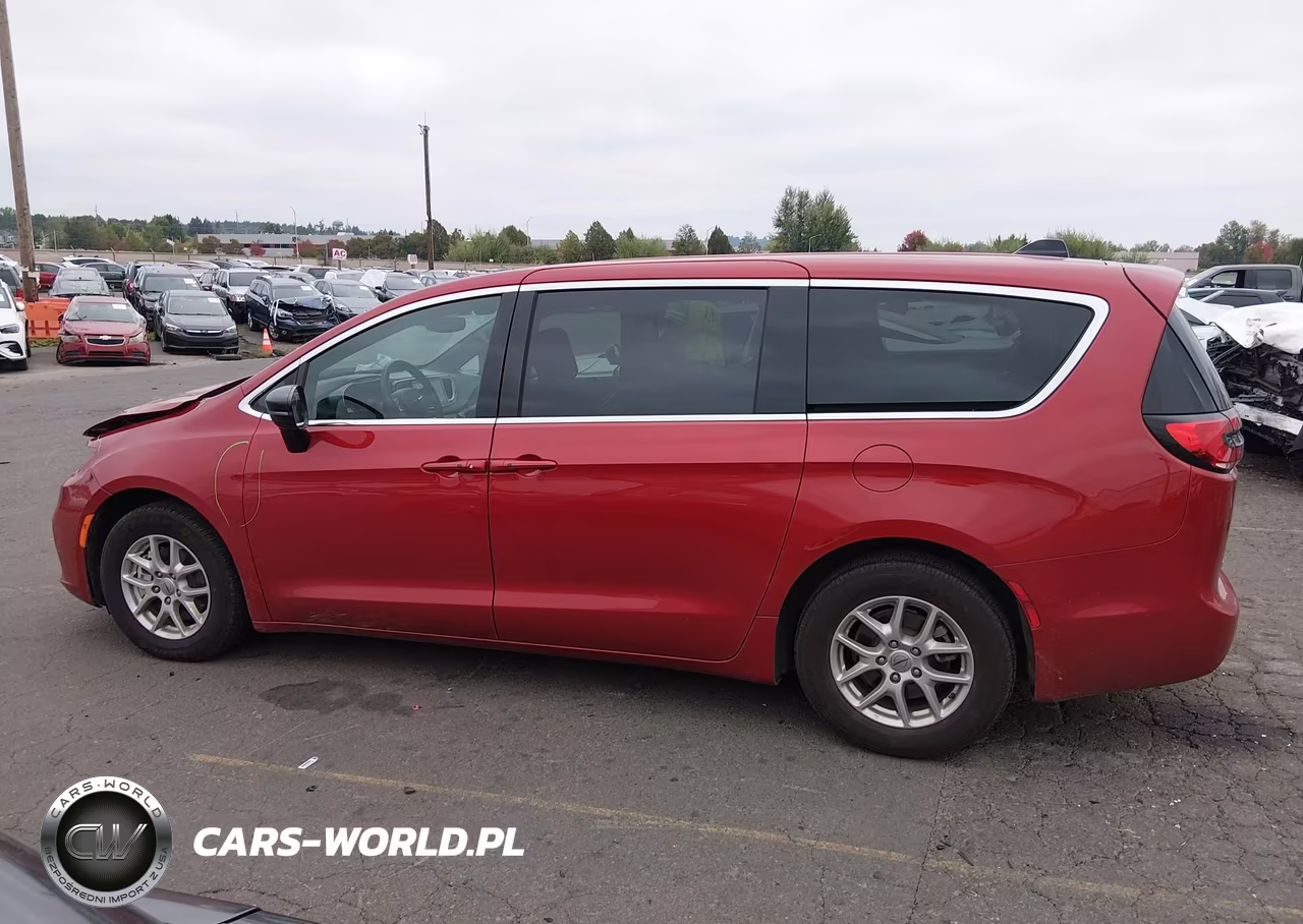 2025 Chrysler Pacifica Select VIN:2C4RC1BG7SR566647 - 15