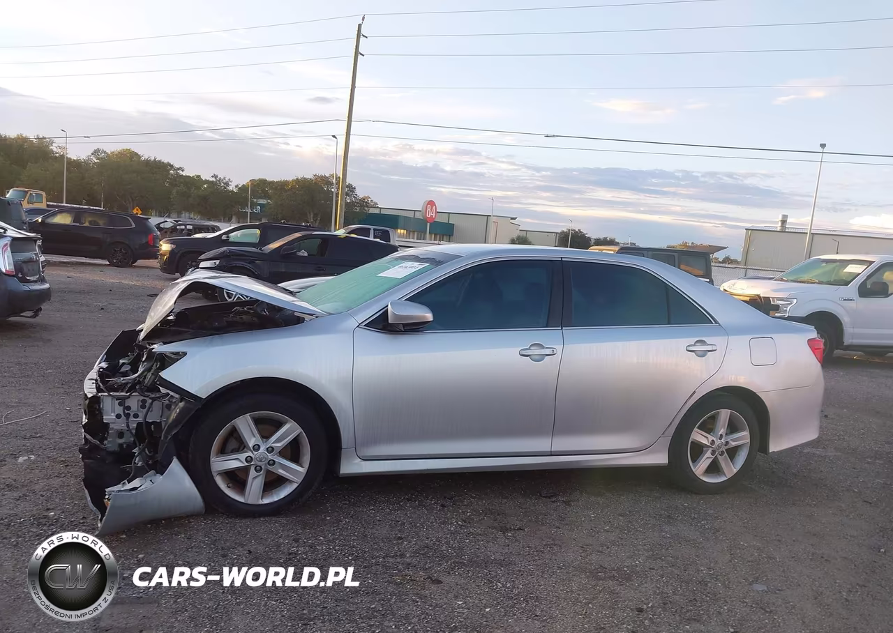 2014 Toyota Camry Se VIN:4T1BF1FK8EU311404 - 14