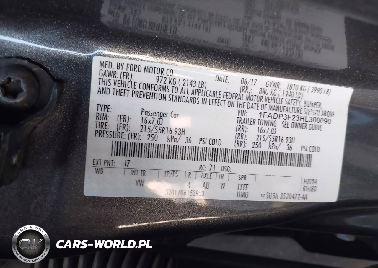 2017 Ford Focus Se VIN:1FADP3F23HL300090 - 9