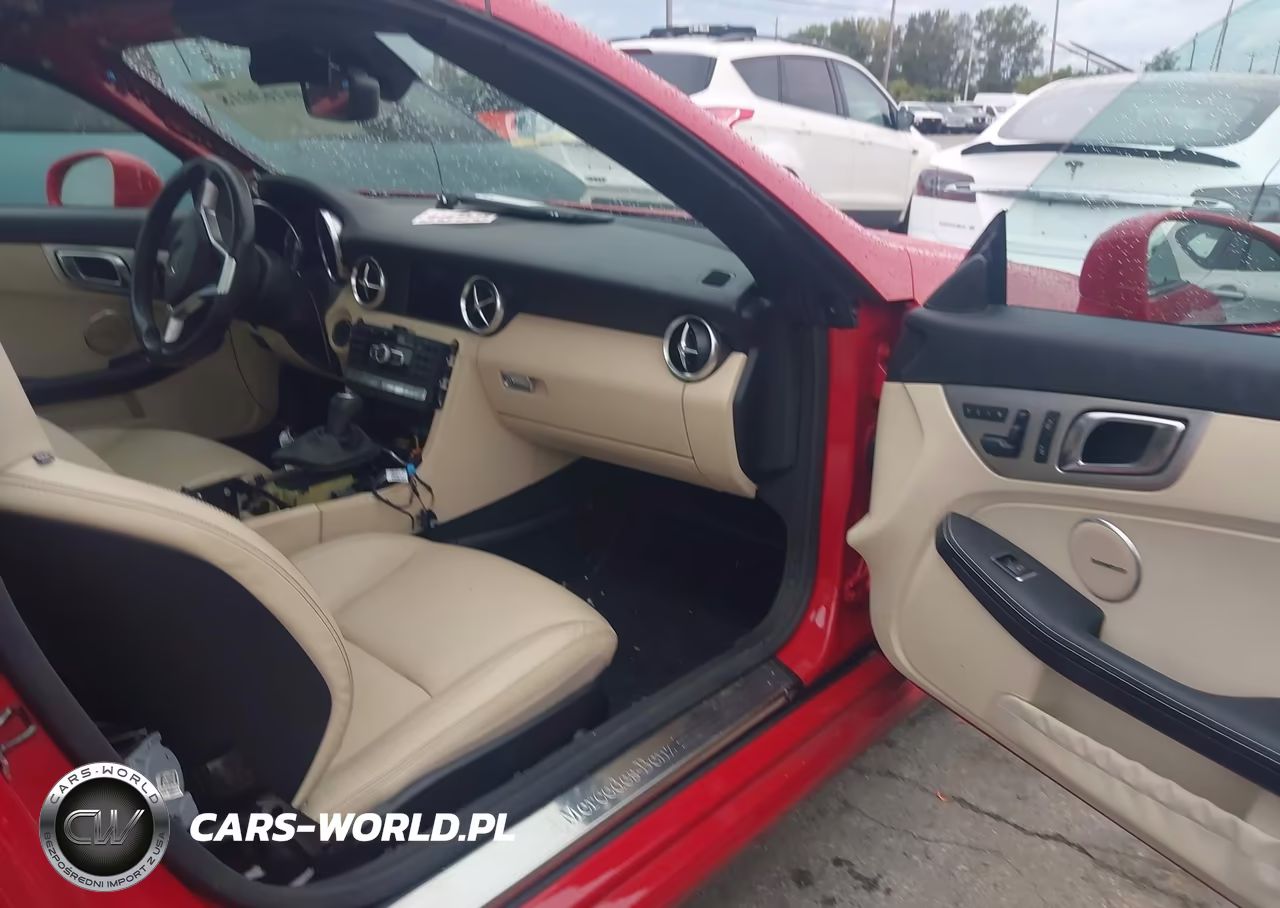 2012 Mercedes-Benz Slk 350 VIN:WDDPK5HA3CF006708 - 5