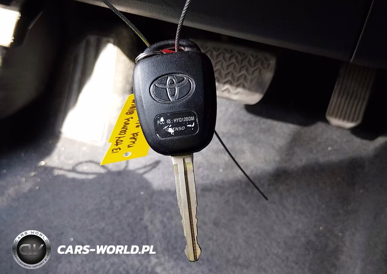 2013 Toyota Camry Se VIN:4T1BF1FK1DU275991 - 11