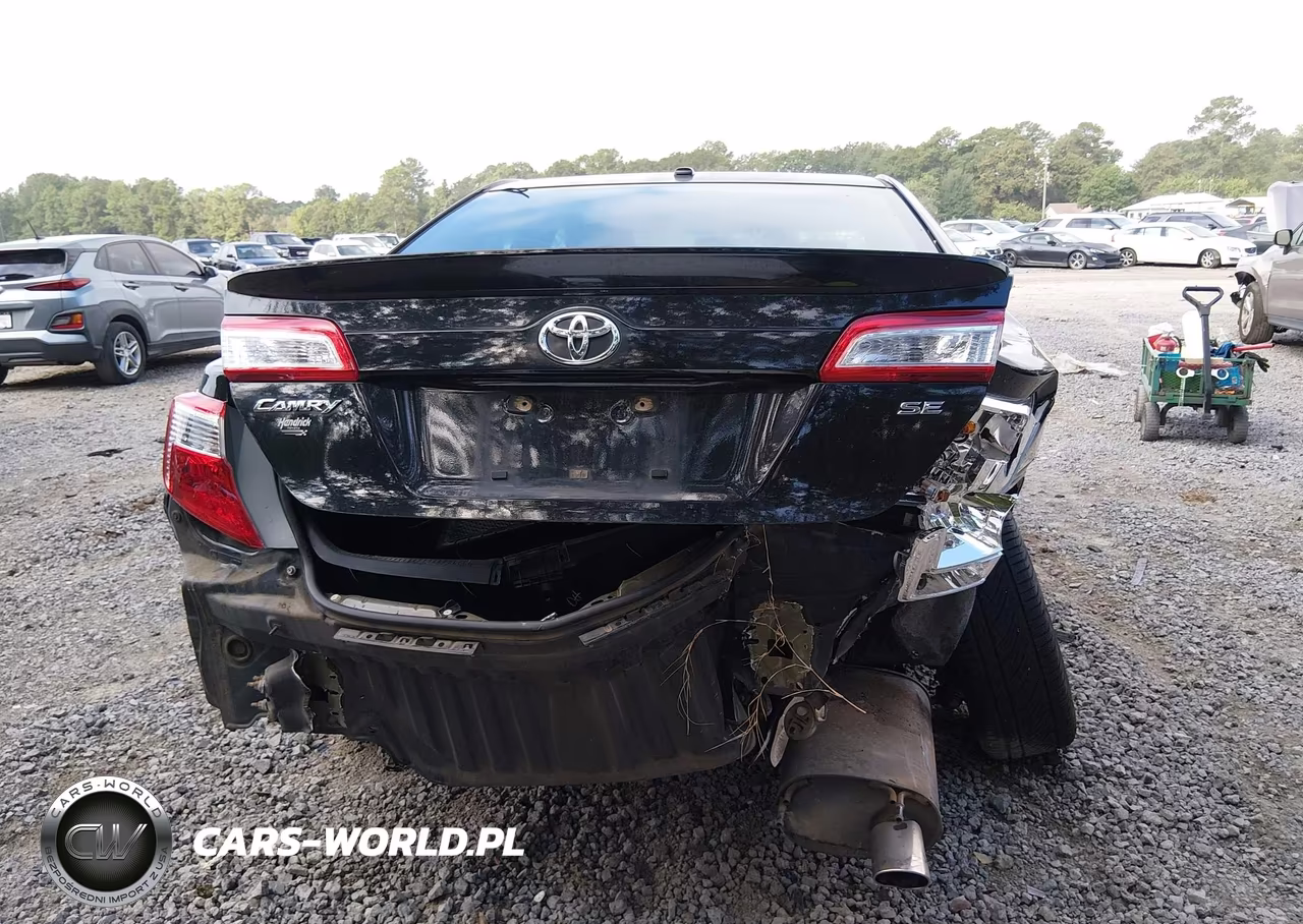 2013 Toyota Camry Se VIN:4T1BF1FK1DU275991 - 17