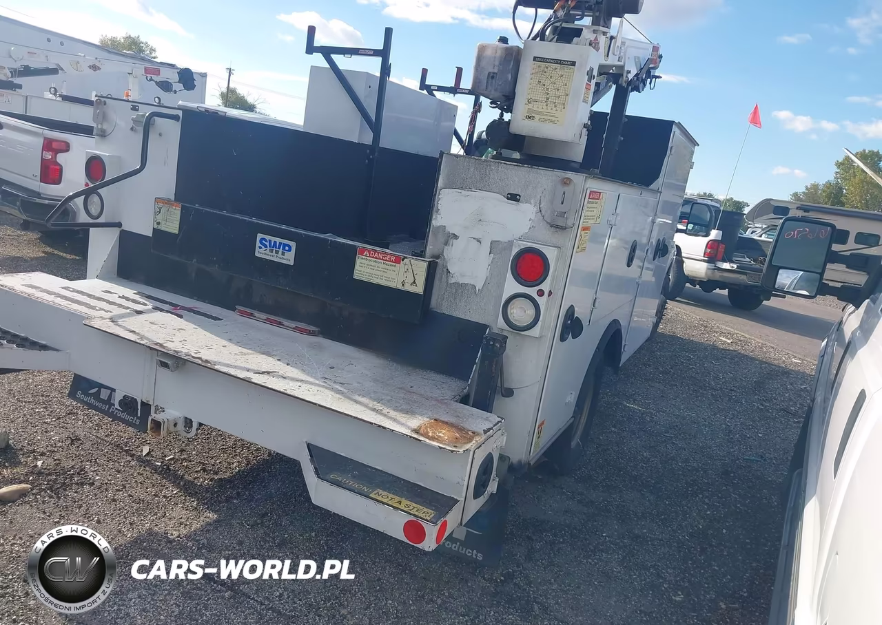 2021 Ford F-350 Chassis Xl VIN:1FDRF3G6XMED06547 - 4