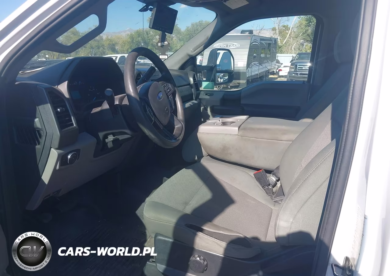 2021 Ford F-350 Chassis Xl VIN:1FDRF3G6XMED06547 - 7