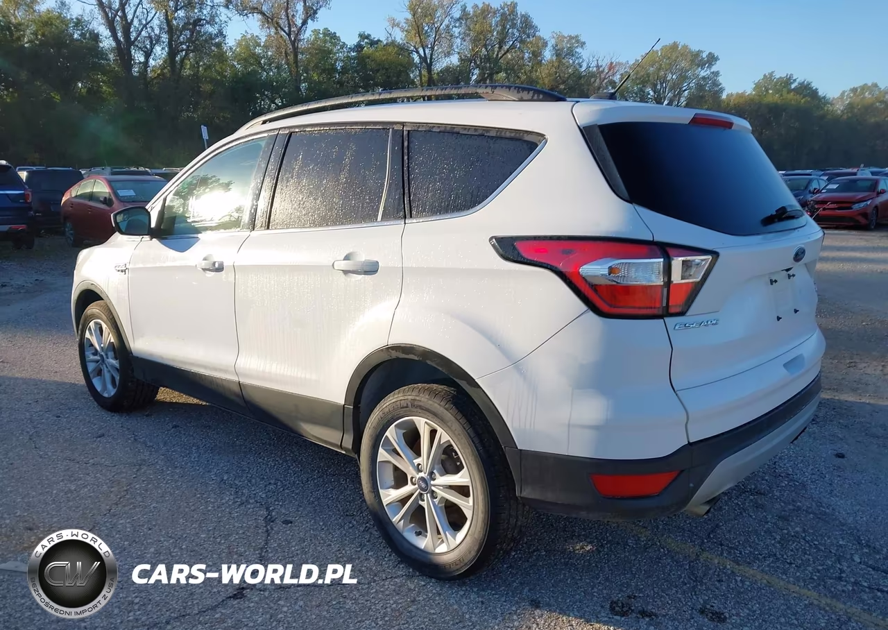 2018 Ford Escape Se VIN:1FMCU9GD7JUC49822 - 3