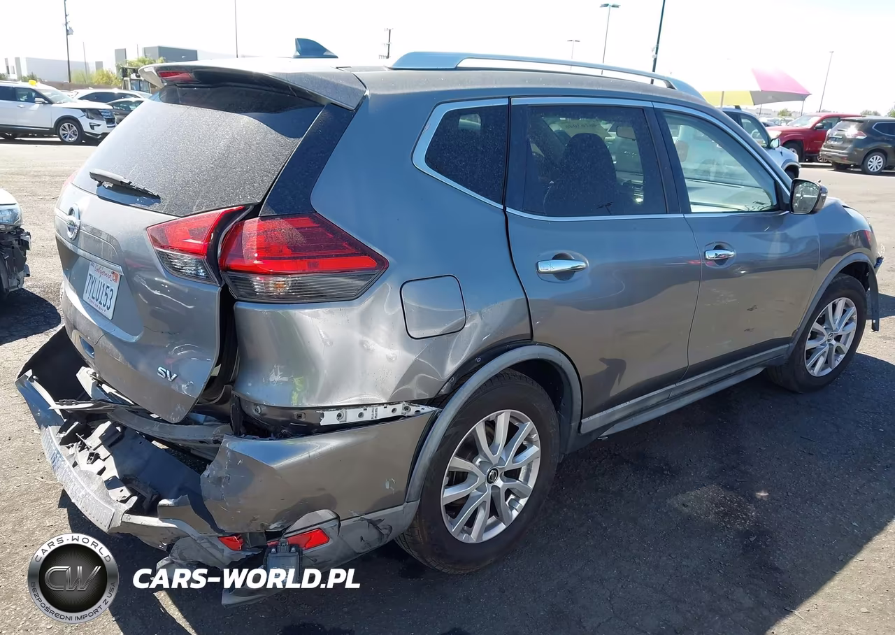 2017 Nissan Rogue Sv VIN:KNMAT2MT6HP588095 - 4