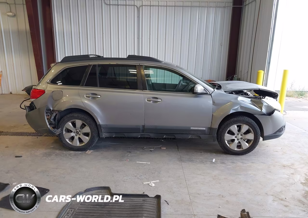 2010 Subaru Outback 2.5I Premium VIN:4S4BRBCC7A3364489 - 14
